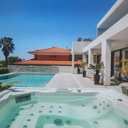 Ocean View Luxury Villa With Private Pool *